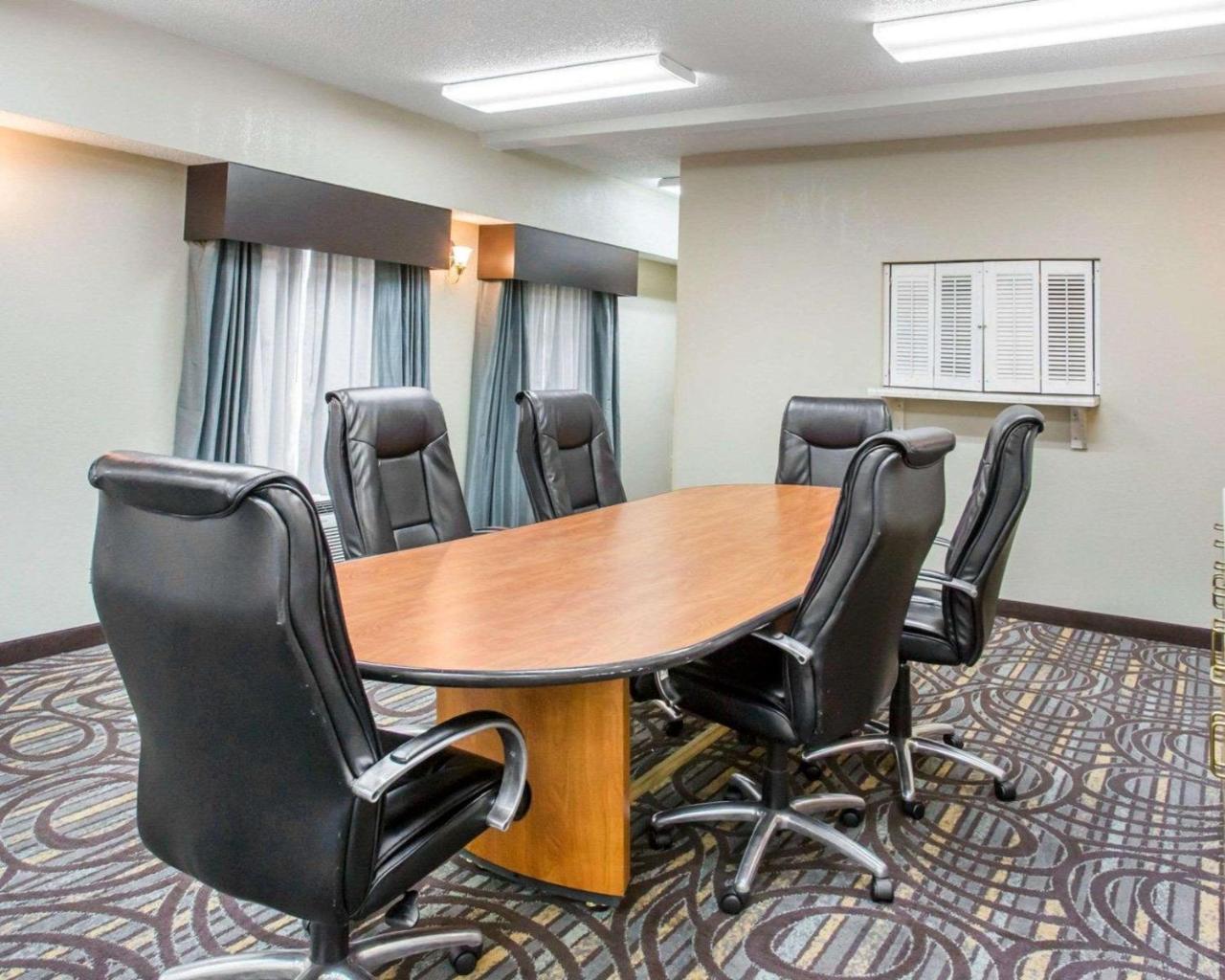 לבנון Comfort Suites מראה חיצוני תמונה