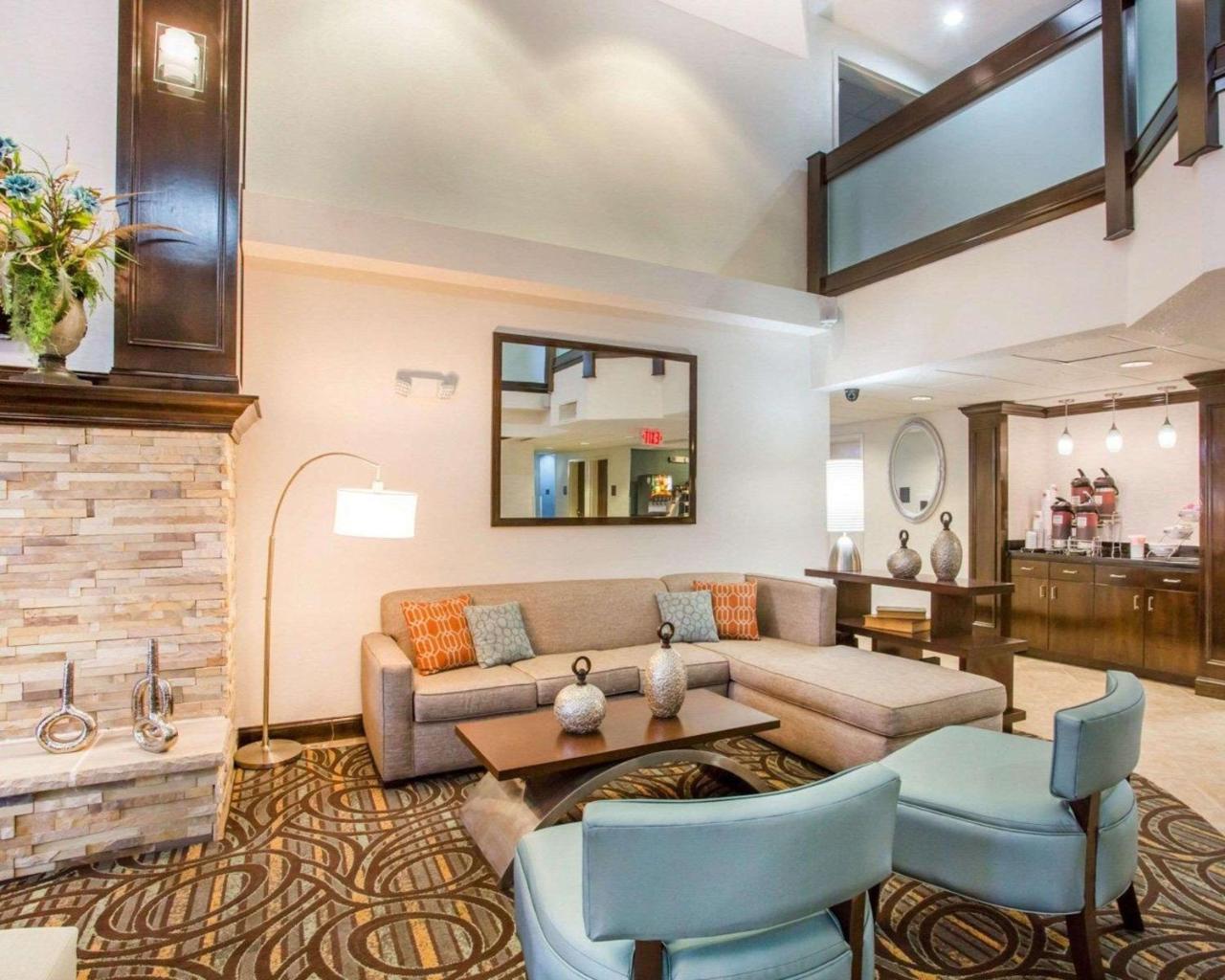 לבנון Comfort Suites מראה חיצוני תמונה