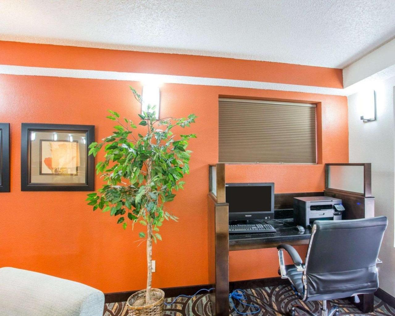 לבנון Comfort Suites מראה חיצוני תמונה